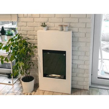 Moderne witte matte vrijstaande biohaard met glas