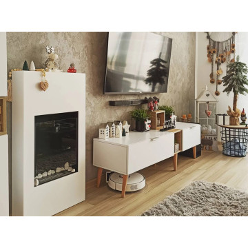 Moderne witte matte vrijstaande biohaard met glas